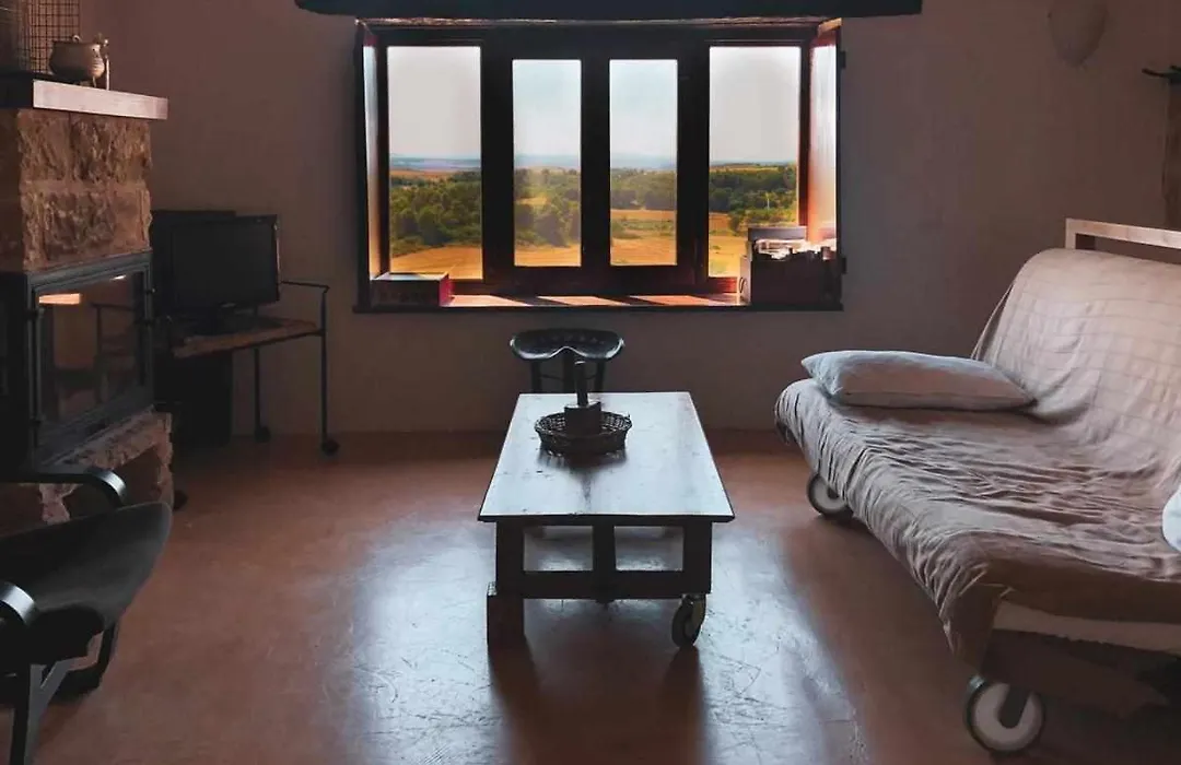 La Casa Laste-1