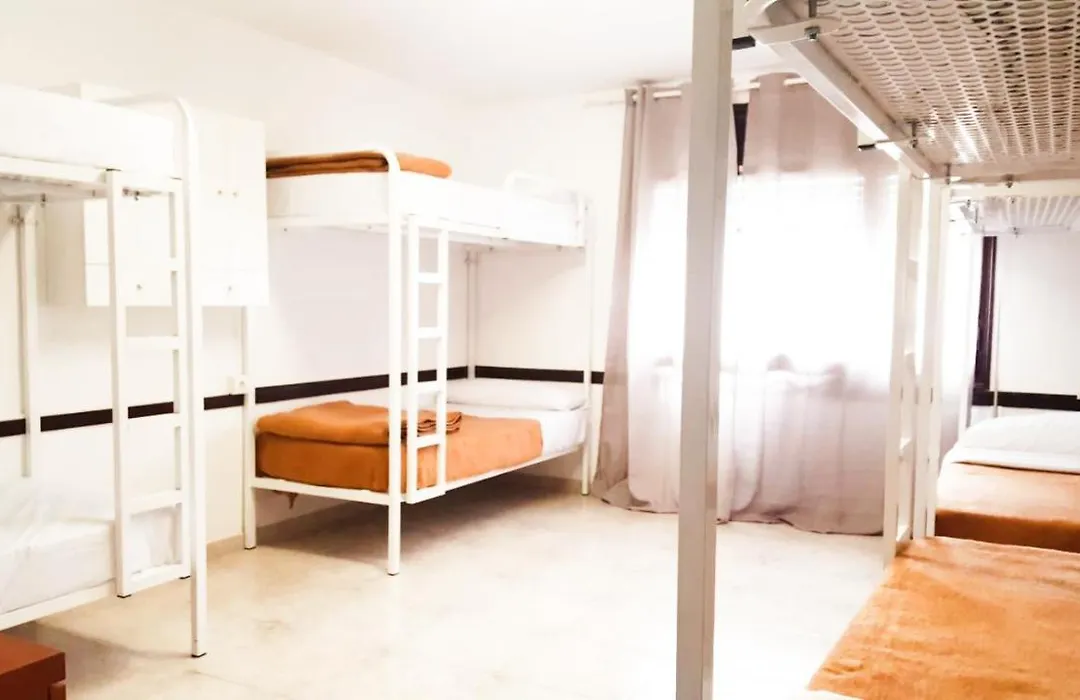 Hostel Penedes-1