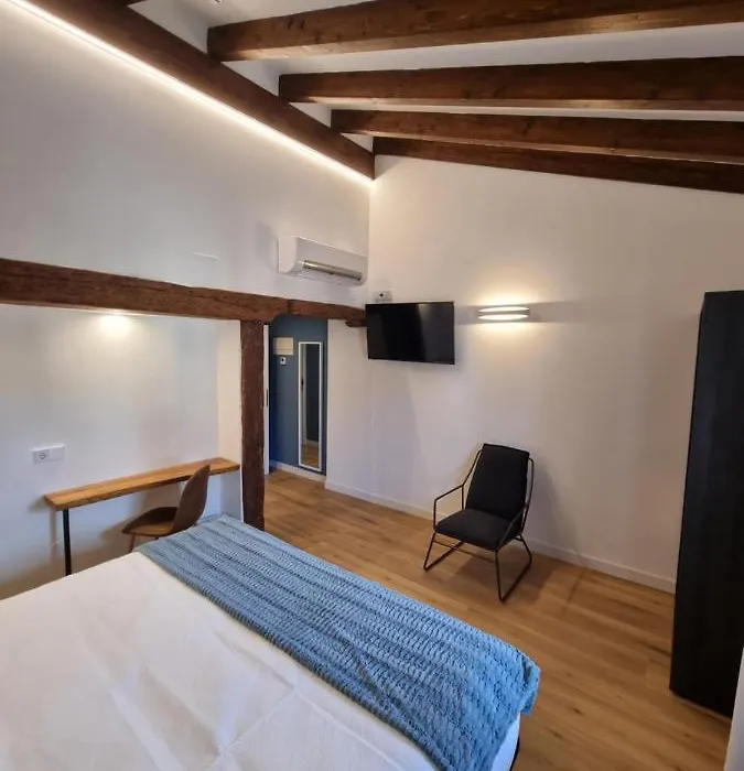 Hostal La Rúa-1