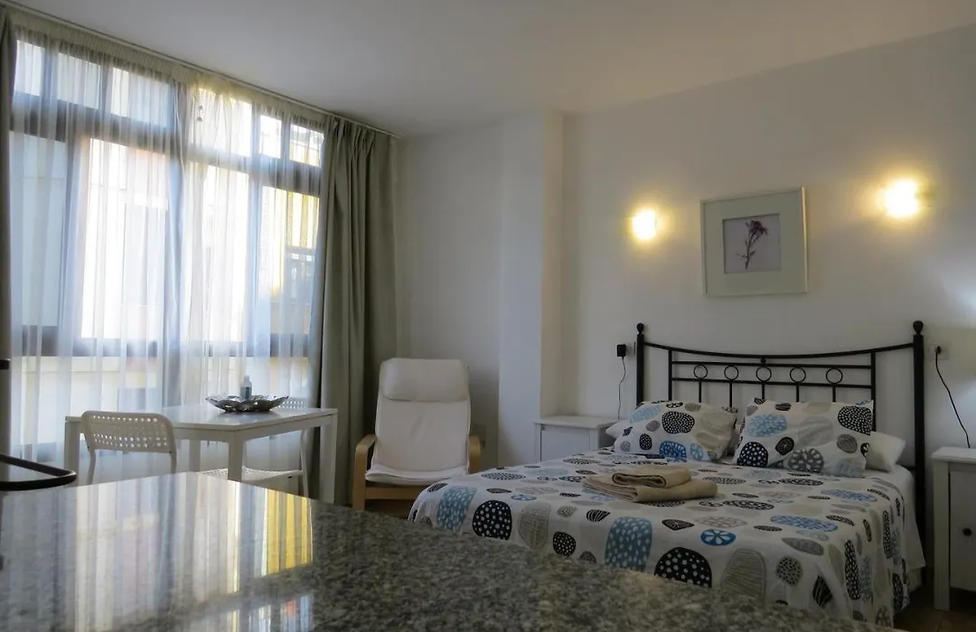 Las Canteras Beach Vv-1