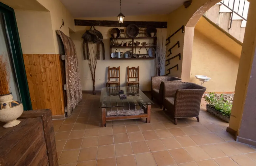Casa De Nohales-1