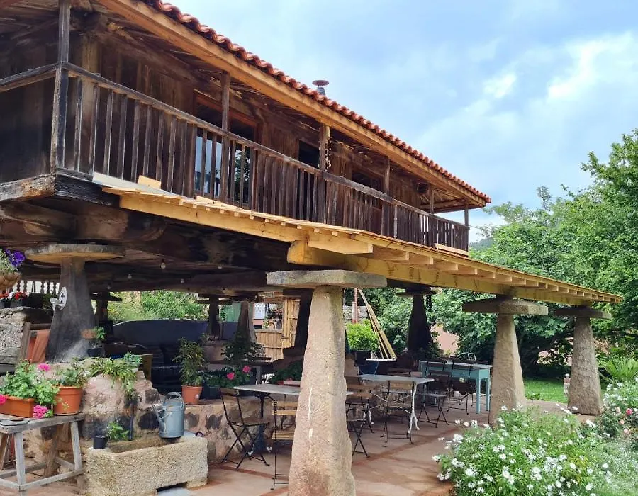 La Figal de Xugabolos, Salas-1
