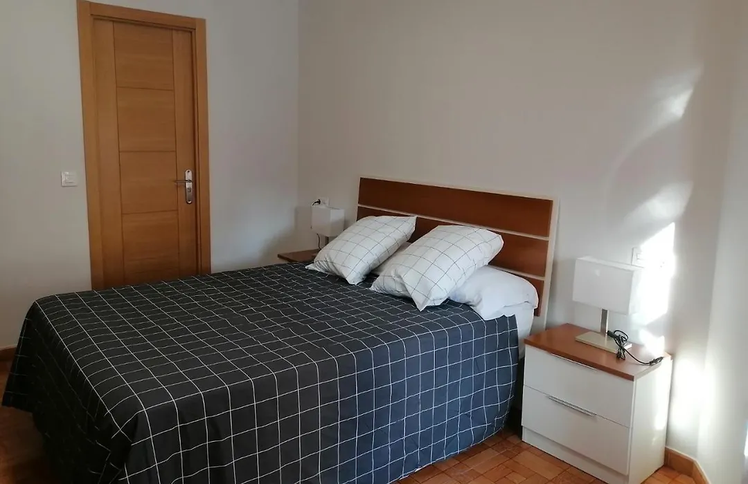 Hostal La Reina-1