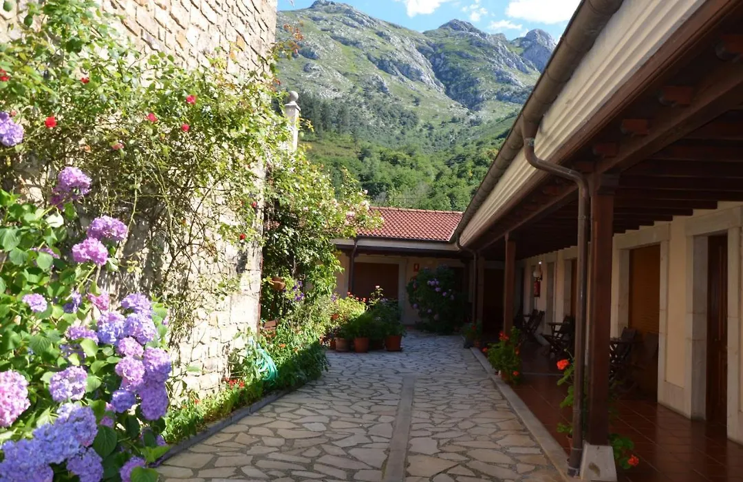 Hotel Arenas de Cabrales- apartamentos-1