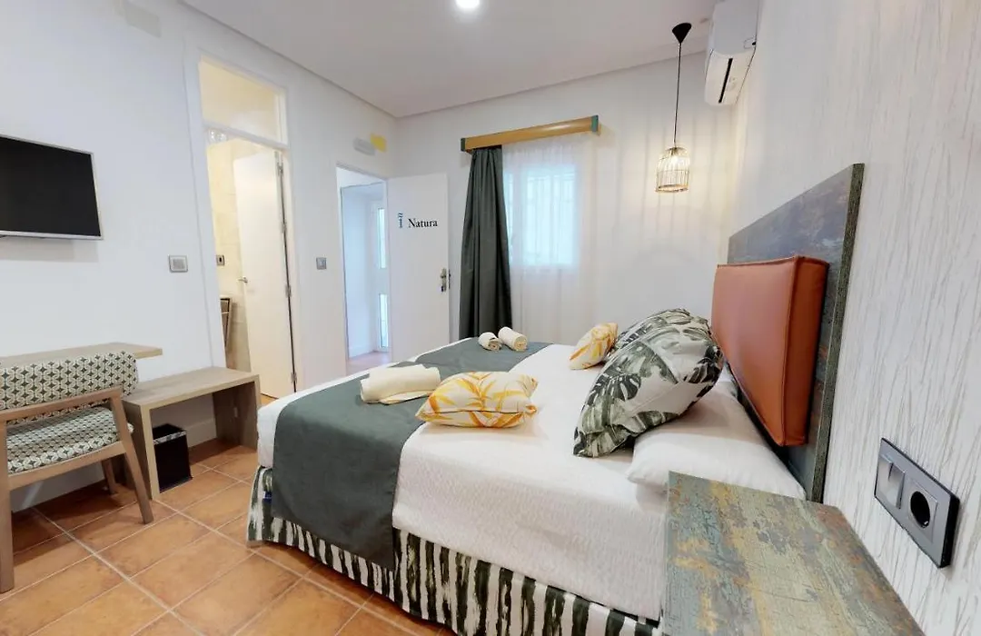Hostal Boutique La Española by Bossh Hotels-1