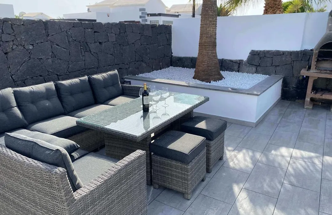 Stunning Villa Arabella - Heated Pool - Bbq - Amazing Terrace - Playa Blanca-1