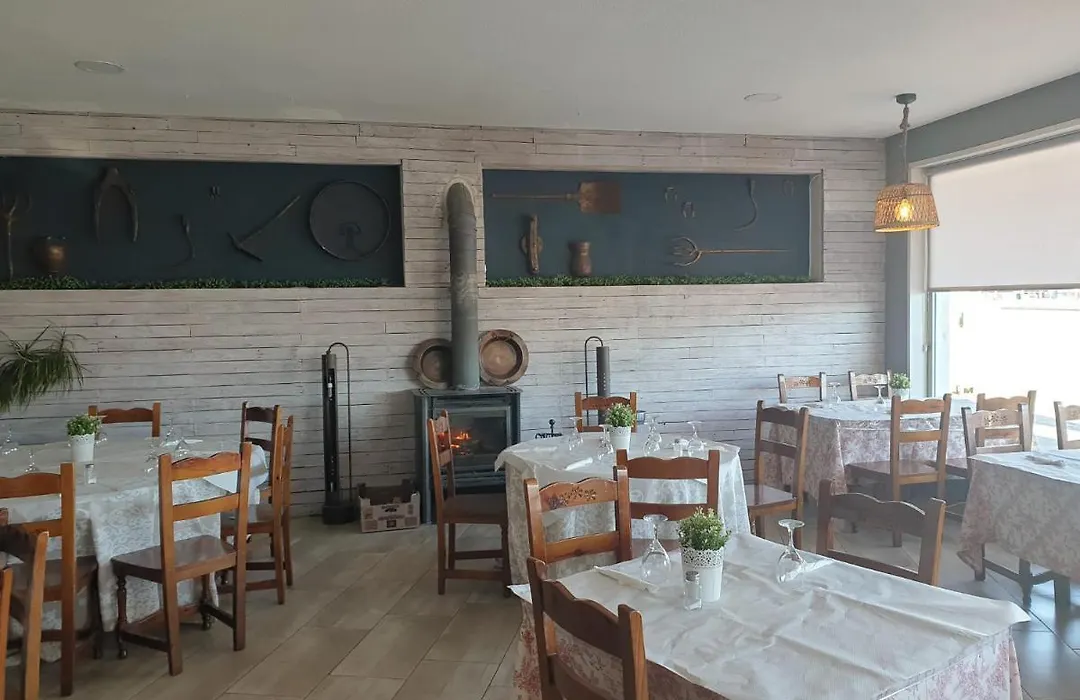Complejo Hotelero Saga-1