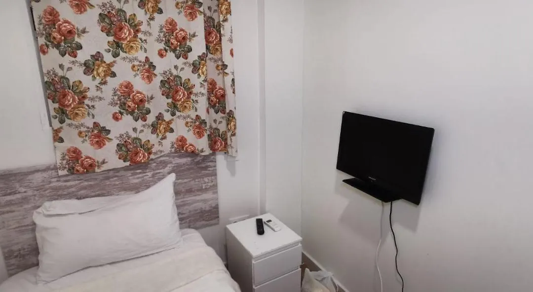 Hostal Gracia-1