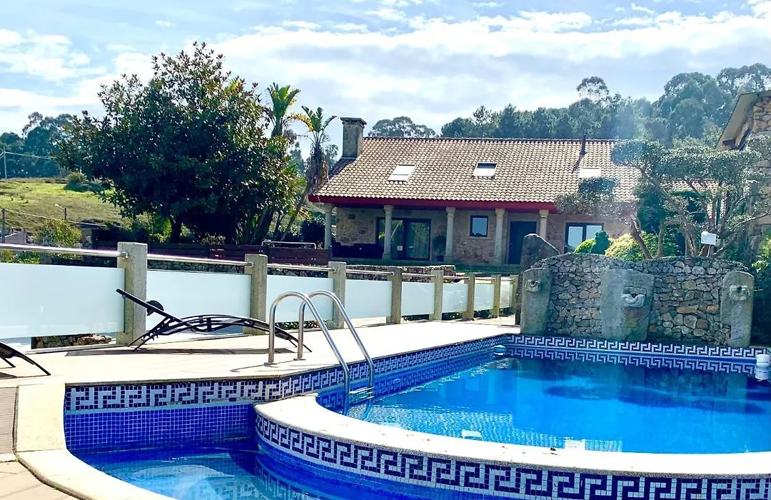 VILLA RAICES. Agradable casa con piscina-1
