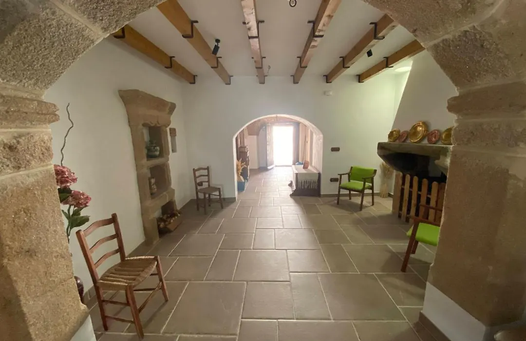 La Casa de Abajo-1