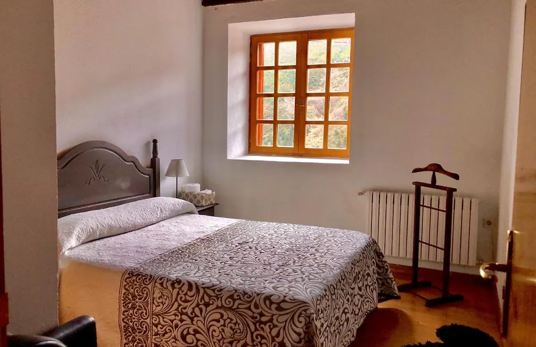 Albergue Valle De Fornela-1