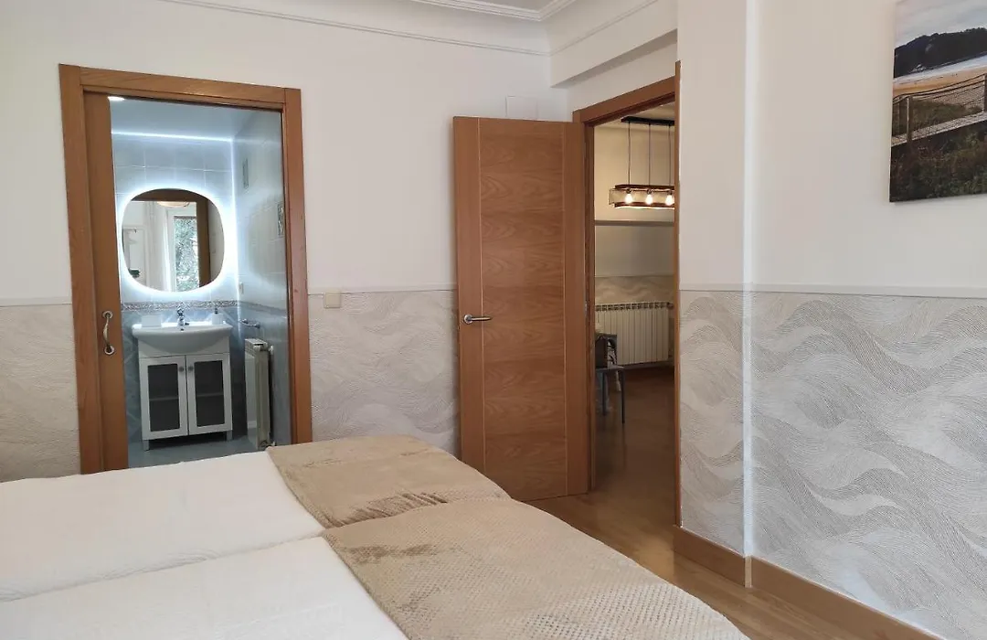 Kaixo Salegi Piso Centro 2H-Salon-2Wc-Parking-Ess02940-1