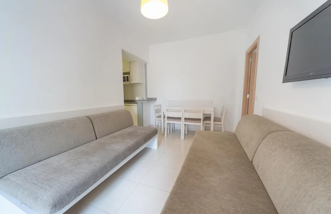 Apartamentos Embat-1