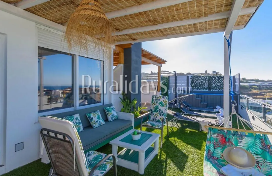 Apartamento y Estudio Torre Vigía-1