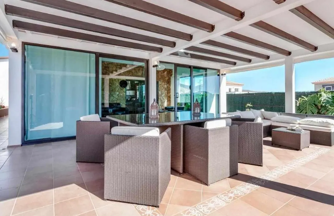 Villa cobas con piscina y privada-1