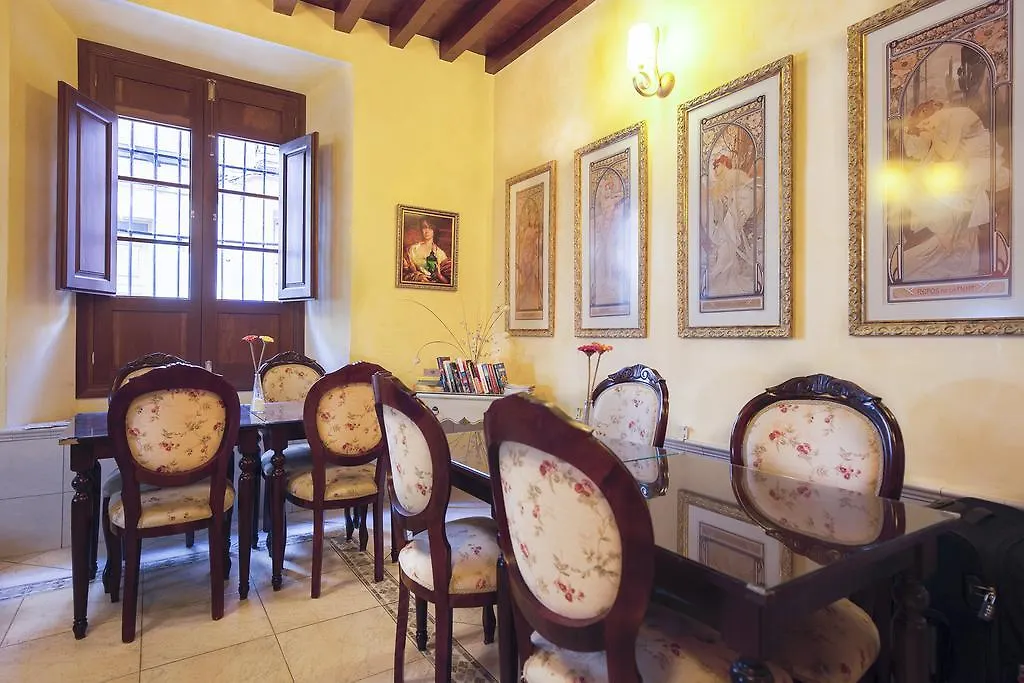 Casa De Las Mercedes-1