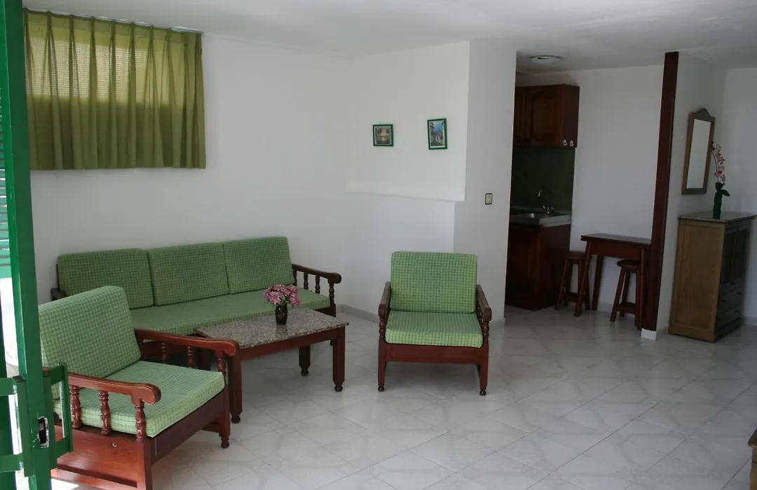 Apartamentos Maba Playa-1