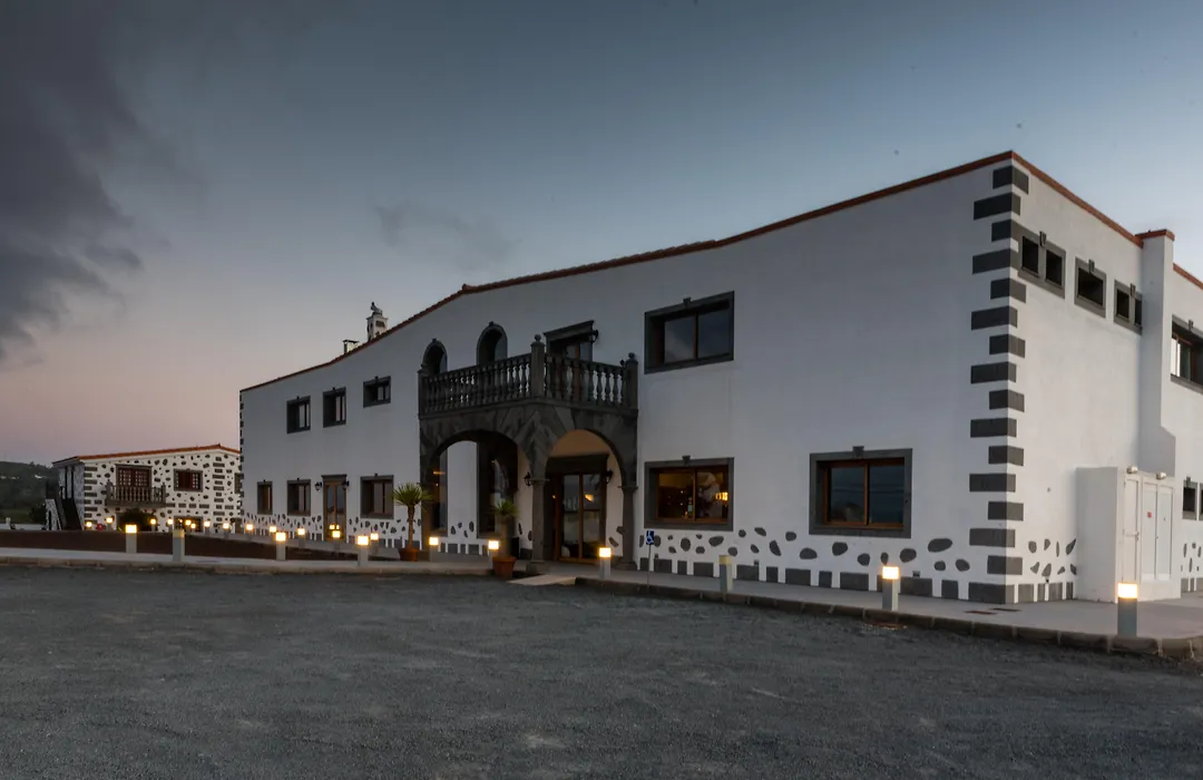 Hotel Melva Suite-1