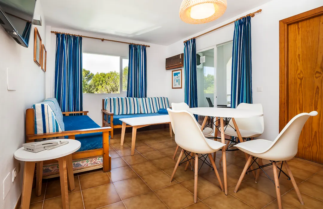 Globales Apartamentos Cala Vinas Only Adults 16-1