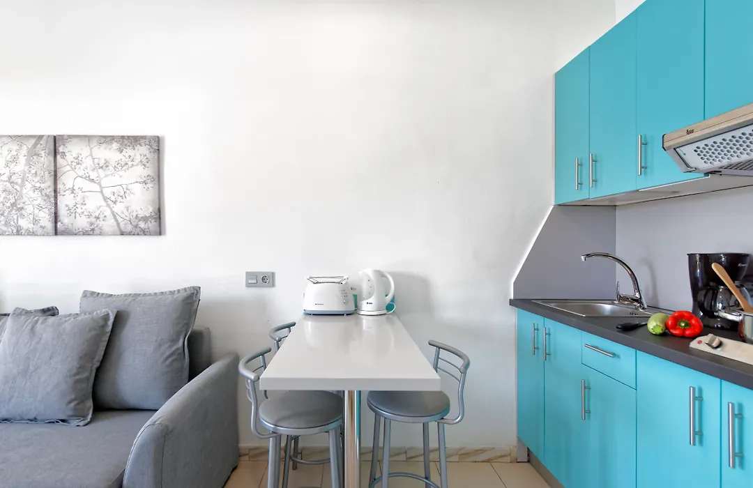 Apartamentos Los Veleros-1