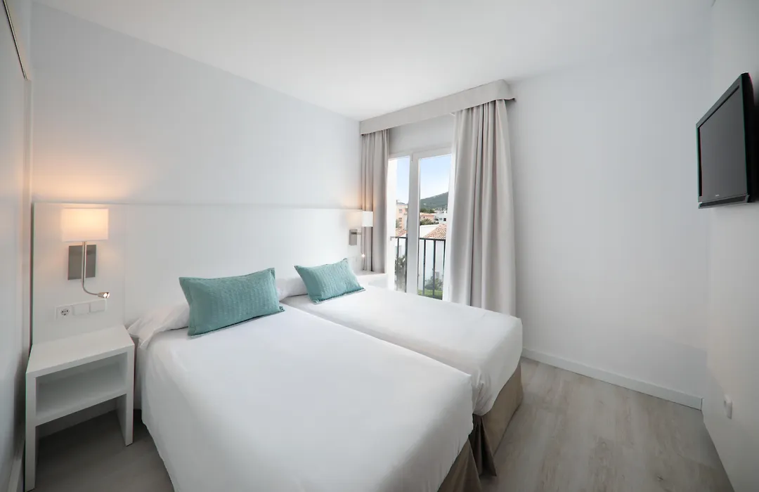 Hotel La Pergola Mallorca-1