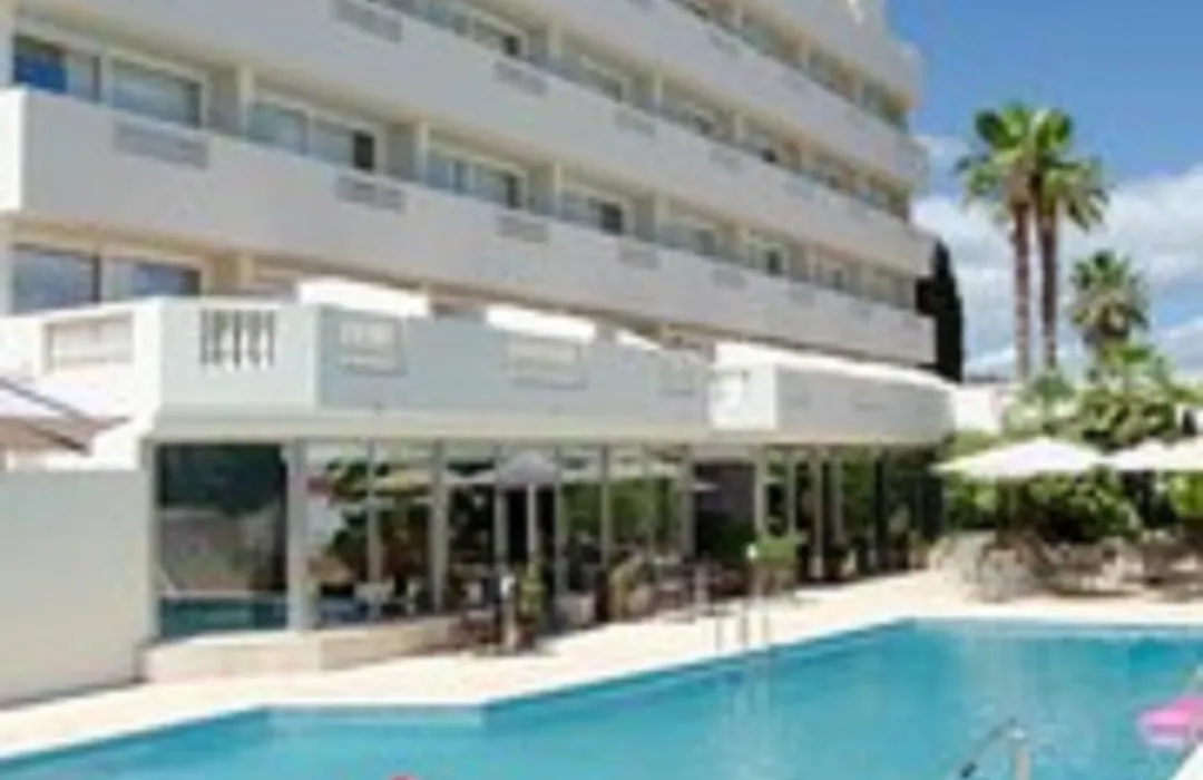 Fergus Paraiso Beach - Adults Only-1