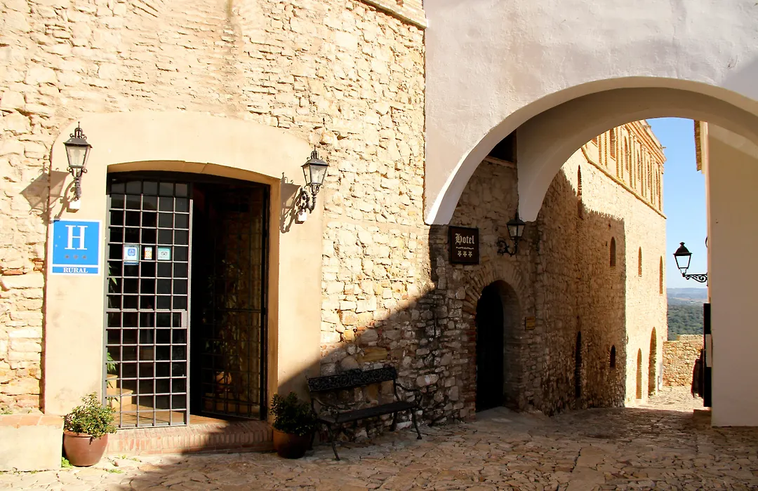 TUGASA Casas Rurales Castillo de Castellar-1