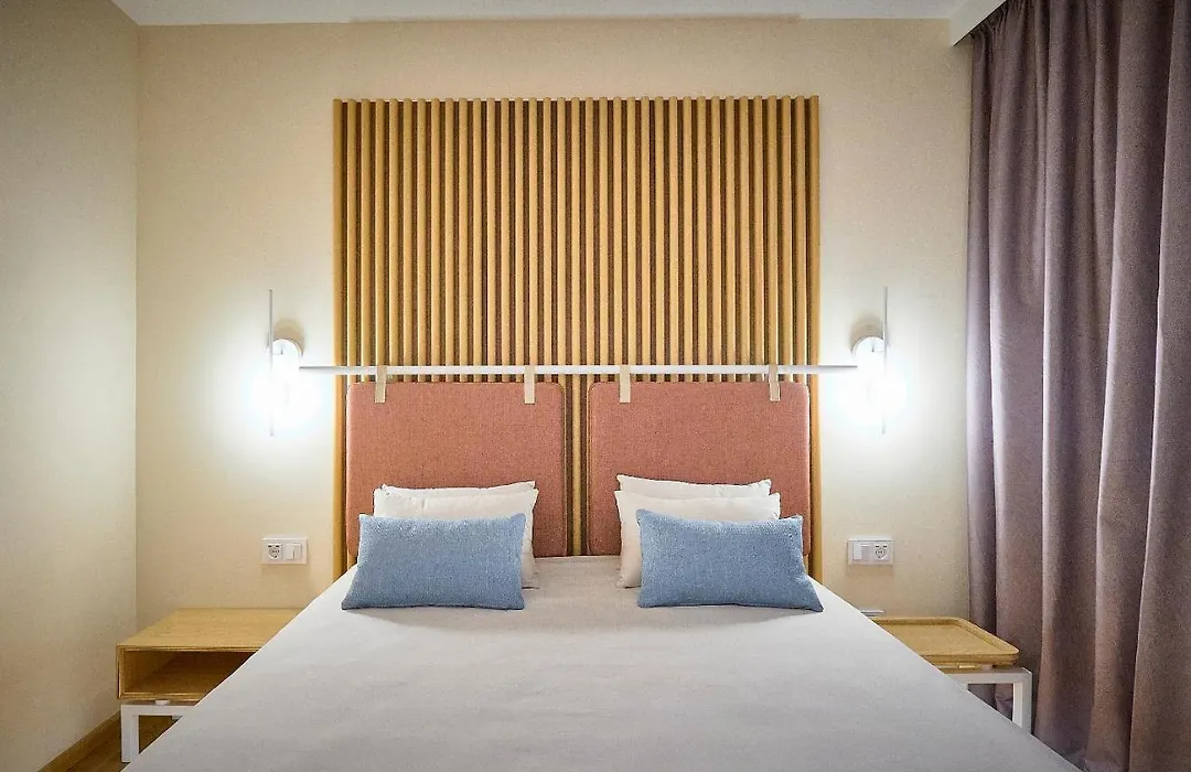 Hotel Leonor Conil-1