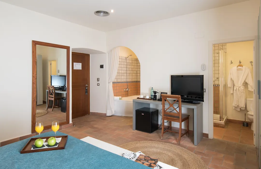 Hotel Convent De Begur-1