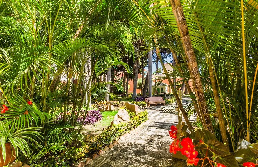 Hostal Tropical-1