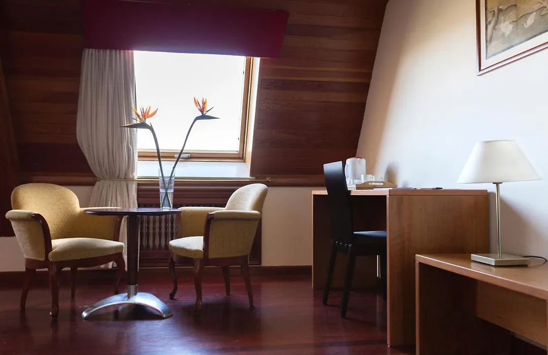 Hotel Valencia-1