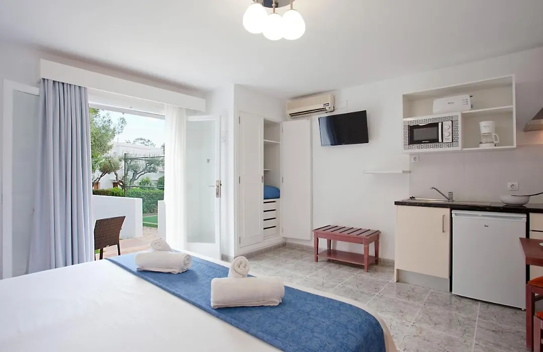 Apartamentos Cala Murada Tennis-1