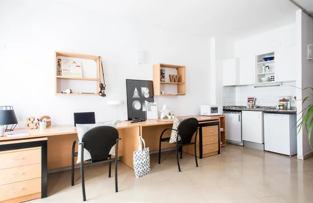 Residencia Universitaria Resa Francesc Giralt I Serra-1