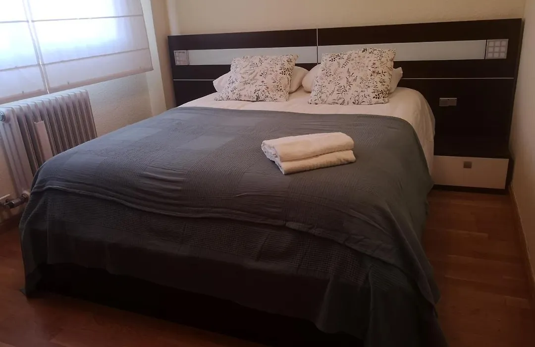 Apartamento Escultor Moreto - PARKING GRATIS-1