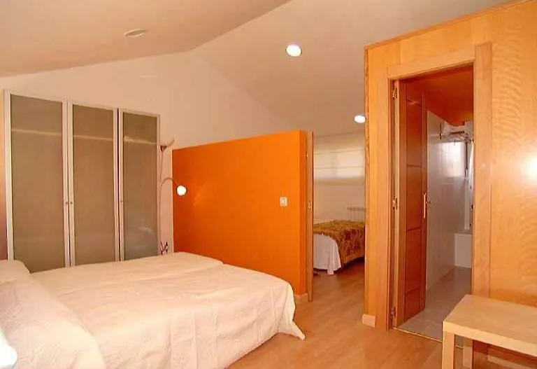 Apartamentos Turísticos Silvano Posada de Llanes-1