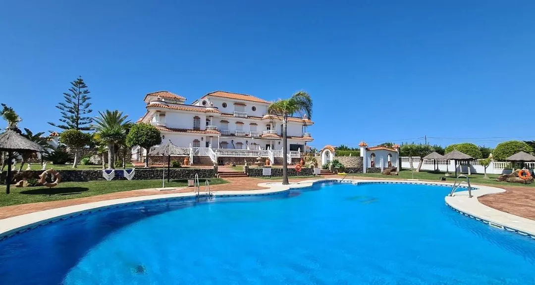 Hotel y Apartamentos Diufain-1