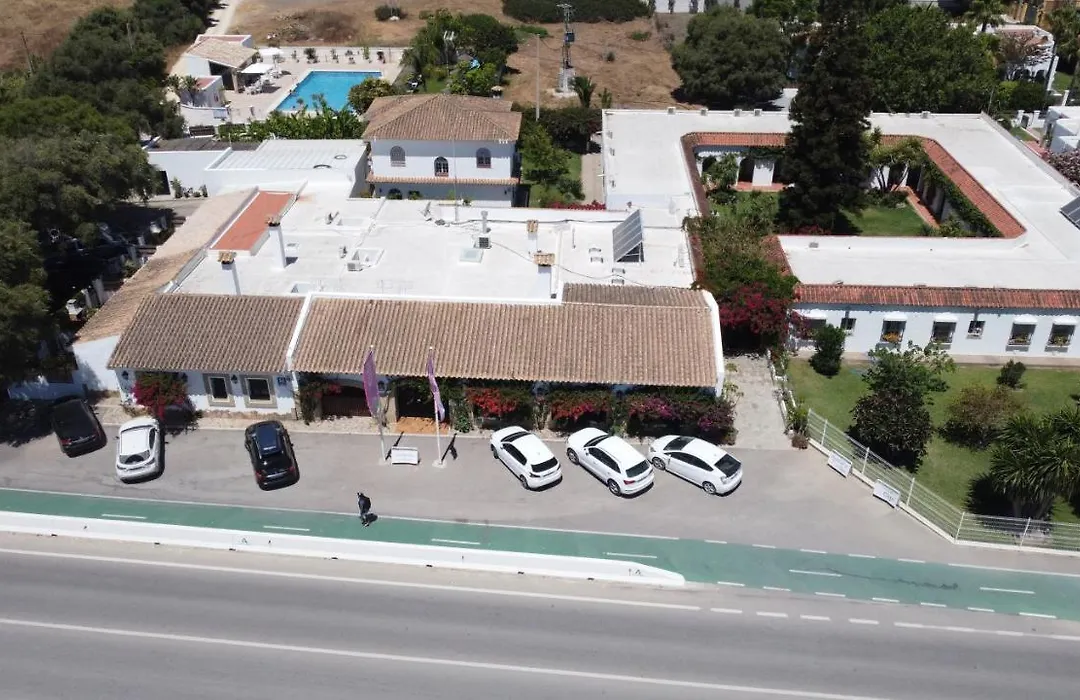 Hostal El Capi-1