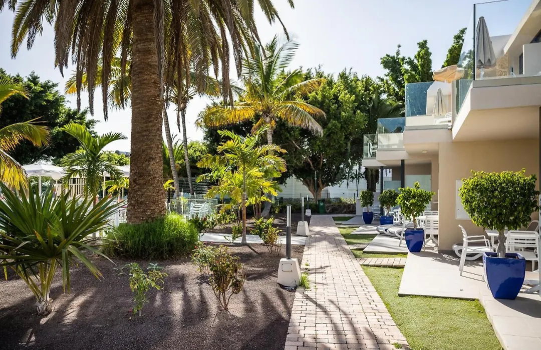 Apartamentos Las Buganvillas Adults Only-1