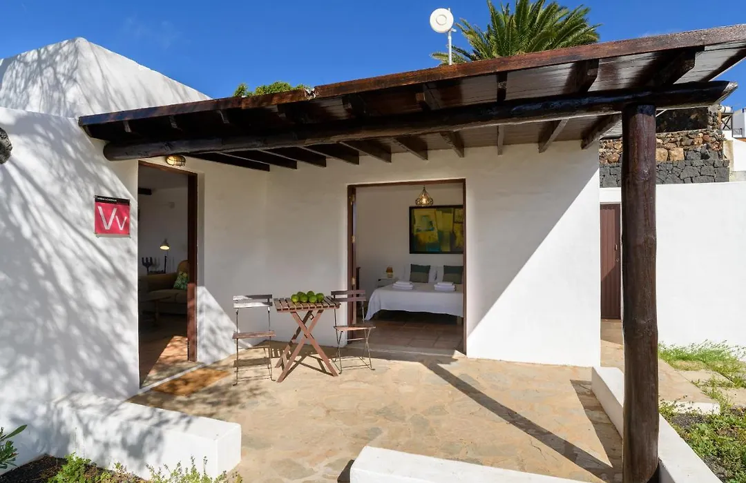 Casa Los Divisos-1