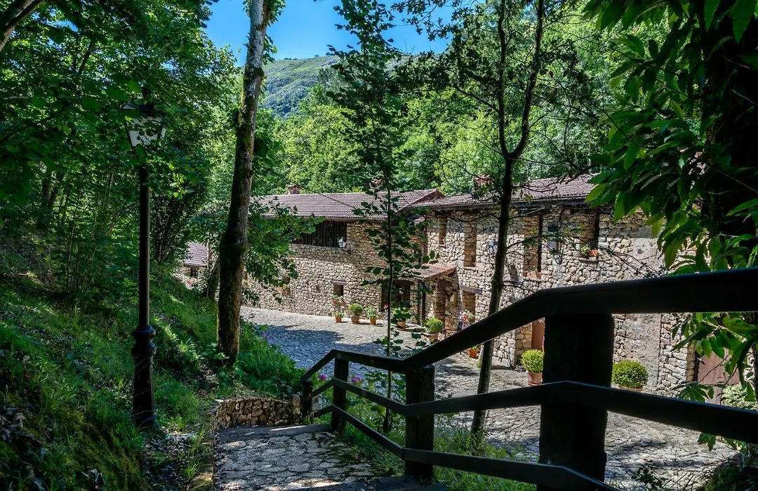 Hotel Rural La Tahona De Besnes-1