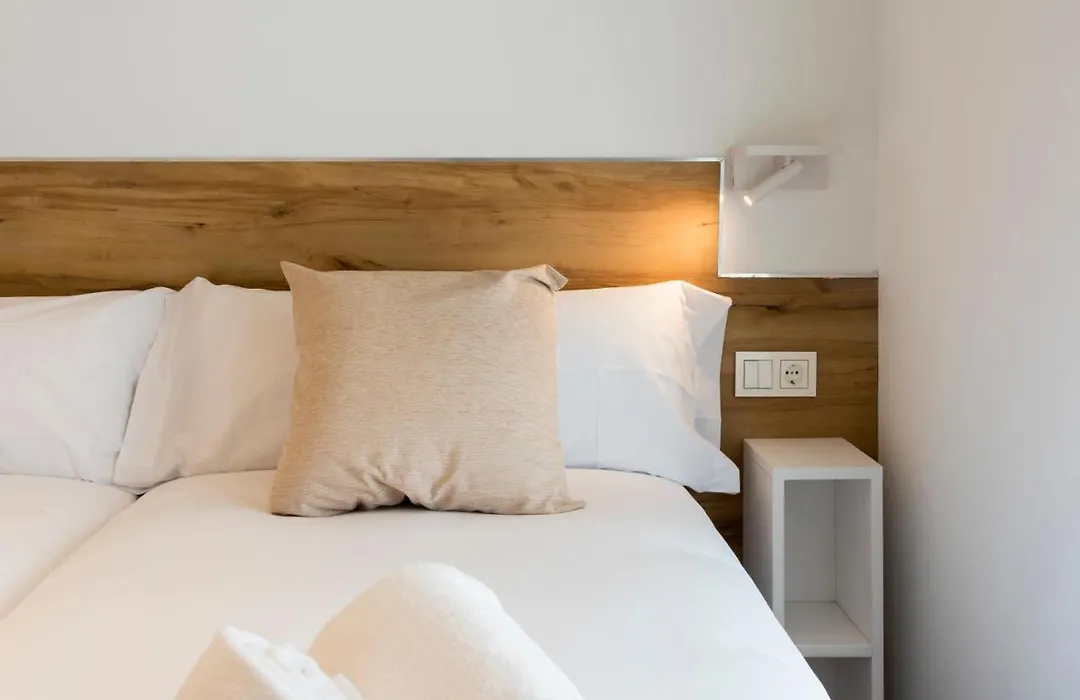 Elegant Rooms Lasarte-1