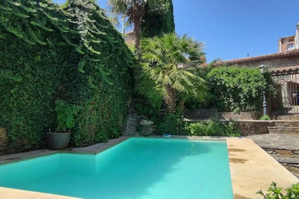 Casa rural con piscina privada-1