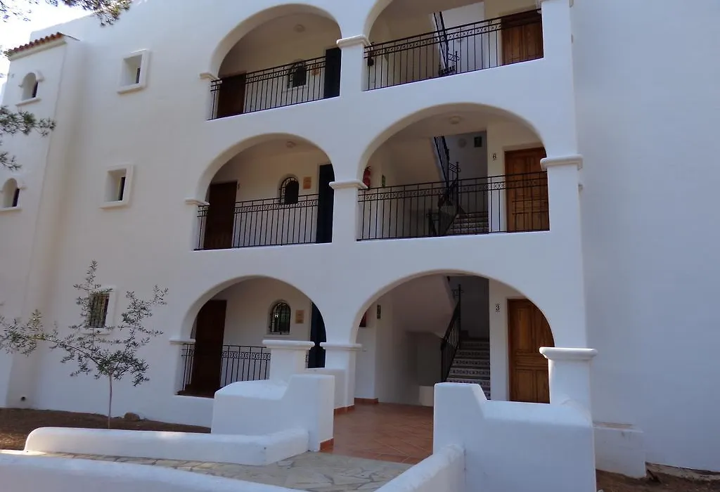 Apartamentos Los Pinares Benet-1