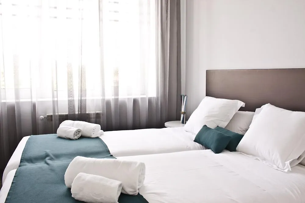 Lux Apartamentos Santiago-1