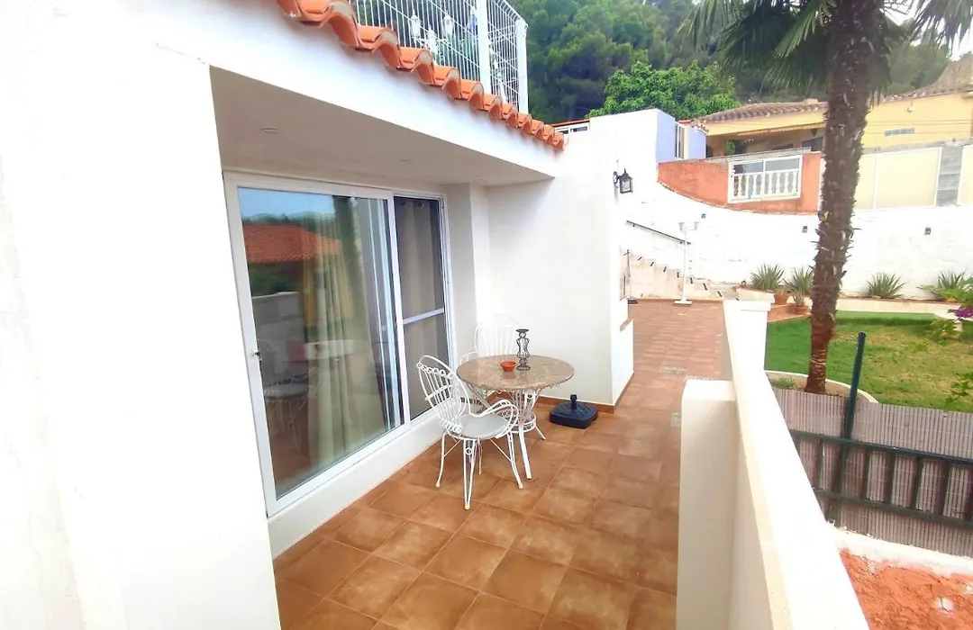 VILLA FALCONERA APARTAMENTS, GANDIA a las faldas de la montaña RELAX&PETS-1