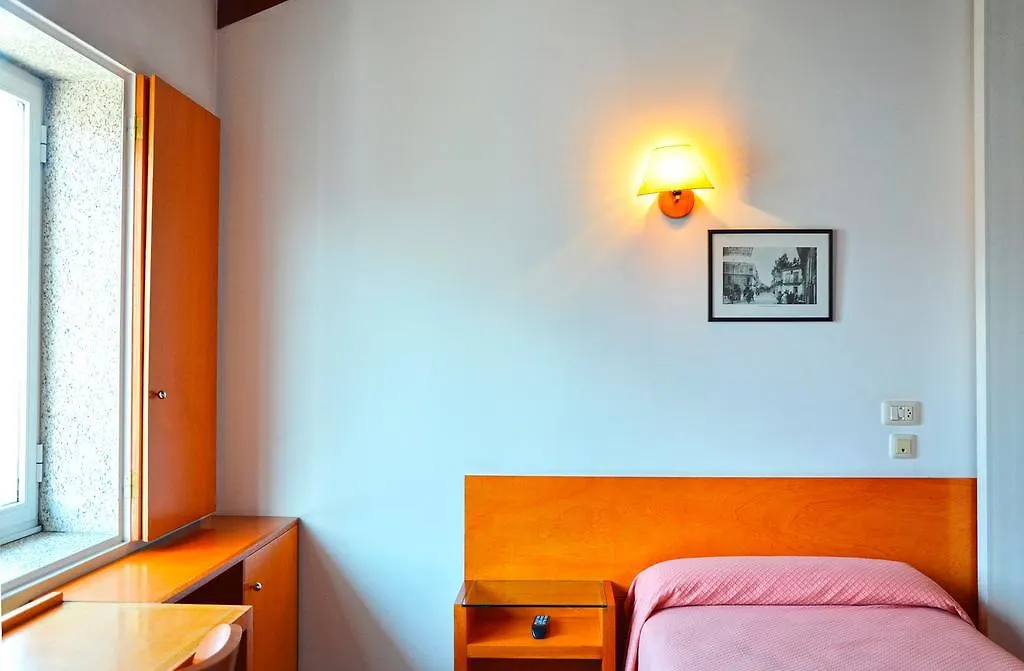 Hostal La Viuda-1