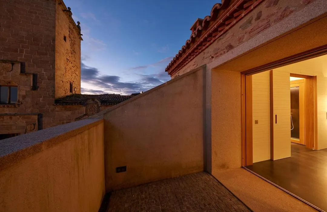 Casa Palacio PAREDES SAAVEDRA by ATRIO-1