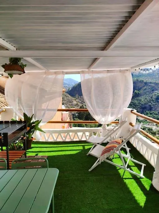 la casita del pueblo PET friendly granada-1