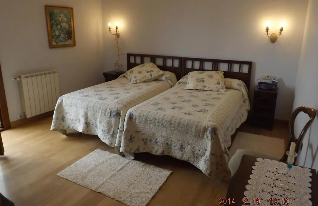 Hotel Azkue-1