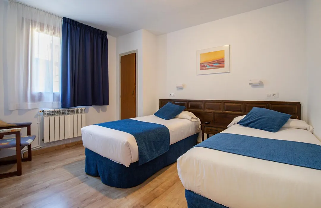 Hotel Marxant-1